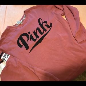 VS Pink Campus Crew LG